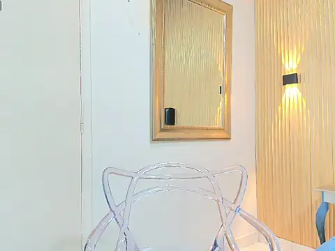 Snapshot of Fernanda_Brown19 chatting on April 10, 8:13 pm Fernanda Brown19 online show from April 10, 8:13 pm