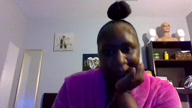 Snapshot of amberchill26 chatting on April 28, 3:17 pm amberchill26 online show from April 28, 3:17 pm