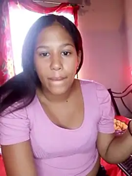 Snapshot of Cherry_0507 chatting on April 13, 2:11 pm Cherry 0507 online show from April 13, 2:11 pm