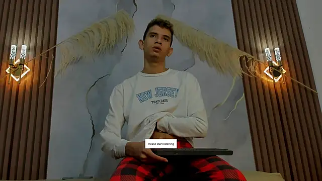 Ethanhot os online show from April 22, 7:04 pm