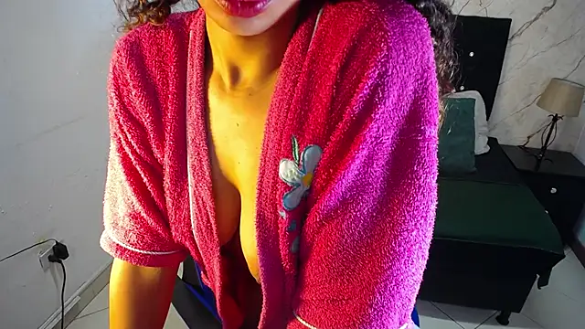 Snapshot of hasley_cute chatting on April 16, 9:39 pm hasley cute online show from April 16, 9:39 pm