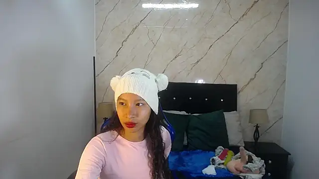 Snapshot of hasley_cute chatting on April 28, 7:30 pm hasley cute online show from April 28, 7:30 pm