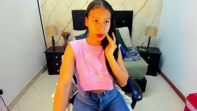 Snapshot of hasley_cute chatting on May 21, 10:06 pm hasley cute online show from May 21, 10:06 pm