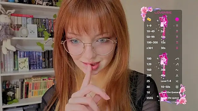 Snapshot of Lilyrin chatting on May 20, 10:27 pm Lilyrin online show from May 20, 10:27 pm