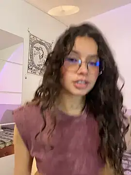 Snapshot of Dreanaa chatting on July 21, 3:58 pm Dreanaa online show from July 21, 3:58 pm