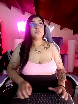 CherryRosexxx online show from April 9, 6:46 pm