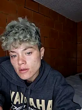 Snapshot of Megan-c chatting on April 19, 1:05 am Megan-c online show from April 19, 1:05 am
