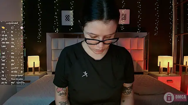 Snapshot of aria_bloomer chatting on May 7, 12:10 pm aria bloomer online show from May 7, 12:10 pm