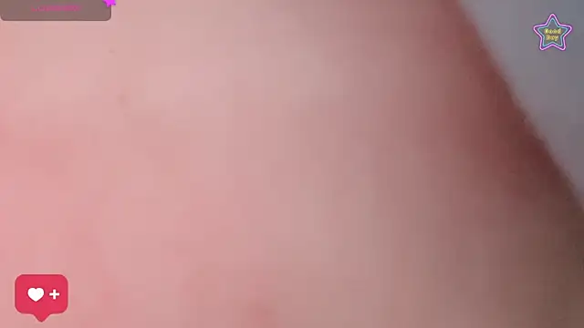 Snapshot of EX-886 chatting on April 19, 1:27 am EX-886 online show from April 19, 1:27 am