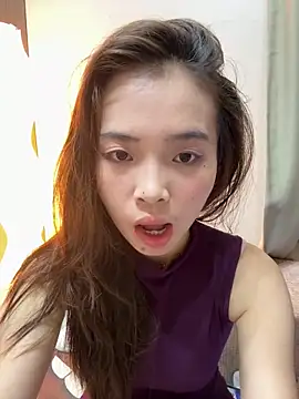 Snapshot of Mimiluv1234 chatting on April 18, 11:47 am Mimiluv1234 online show from April 18, 11:47 am