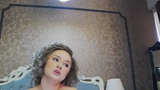 Snapshot of Ivy_Quin chatting on May 7, 4:29 am Ivy Quin online show from May 7, 4:29 am