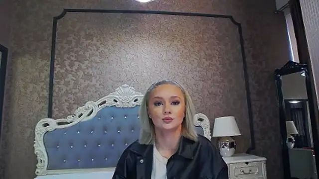 Snapshot of Ivy_Quin chatting on May 21, 4:08 am Ivy Quin online show from May 21, 4:08 am