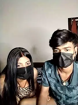 Snapshot of Love-Birdss chatting on April 10, 5:06 pm Love-Birdss online show from April 10, 5:06 pm