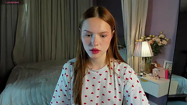 Snapshot of Diana_Broooks chatting on April 9, 9:15 am Diana Broooks online show from April 9, 9:15 am