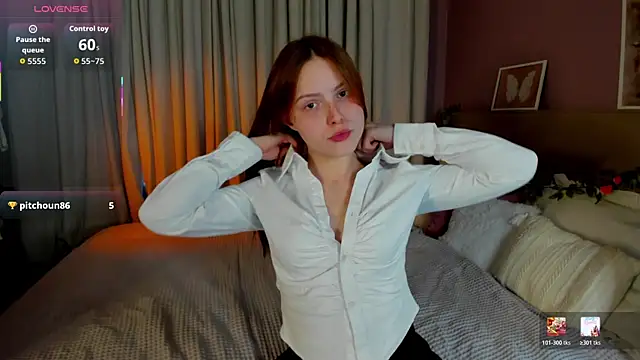 Snapshot of Diana_Broooks chatting on April 21, 9:26 am Diana Broooks online show from April 21, 9:26 am