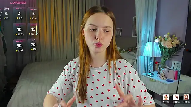 Snapshot of Diana_Broooks chatting on April 23, 8:35 am Diana Broooks online show from April 23, 8:35 am