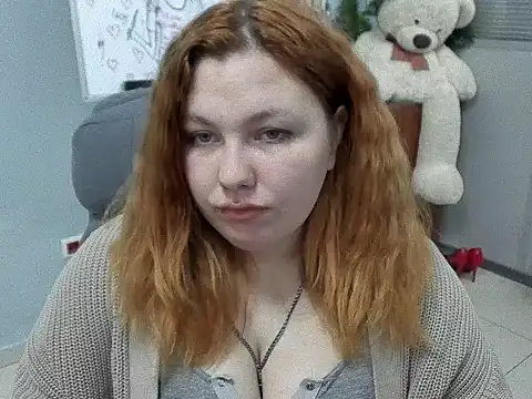 Snapshot of Aillia-Rous chatting on May 1, 6:18 am Aillia-Rous online show from May 1, 6:18 am