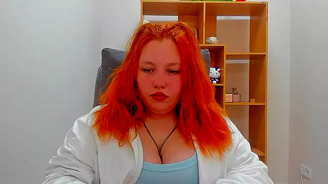 Snapshot of Aillia-Rous chatting on May 11, 6:41 am Aillia-Rous online show from May 11, 6:41 am