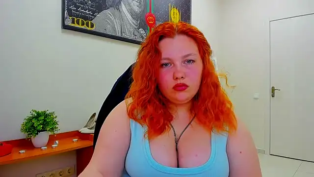 Snapshot of Aillia-Rous chatting on May 16, 10:36 am Aillia-Rous online show from May 16, 10:36 am