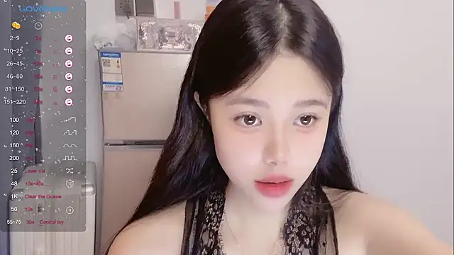Snapshot of KaKa-01 chatting on May 22, 10:32 am KaKa-01 online show from May 22, 10:32 am