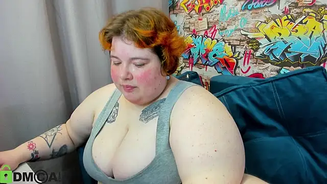 Snapshot of Sew_Sunny chatting on May 1, 12:59 am Sew Sunny online show from May 1, 12:59 am