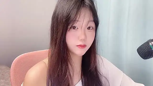 Lilababy00 online show from April 21, 2:15 am