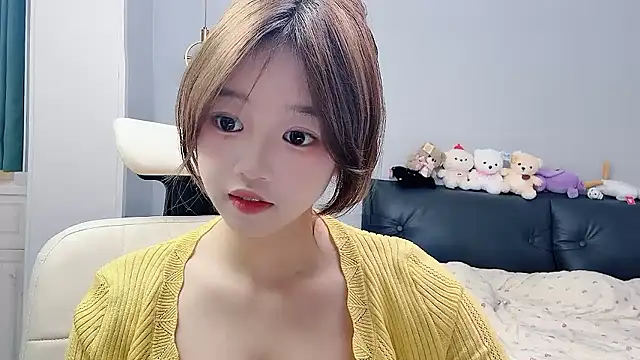 Snapshot of Lilababy00 chatting on May 31, 6:31 am Lilababy00 online show from May 31, 6:31 am