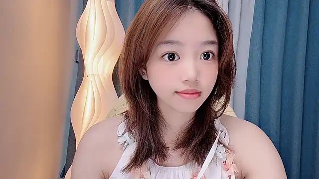 Snapshot of Lilababy00 chatting on June 20, 3:42 am Lilababy00 online show from June 20, 3:42 am