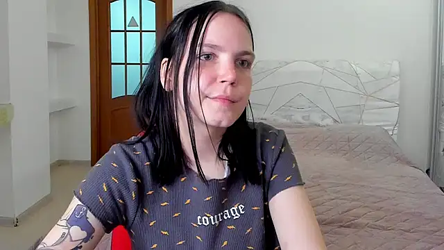 Snapshot of Kitty_Lilit_ chatting on April 7, 2:28 pm Kitty Lilit online show from April 7, 2:28 pm