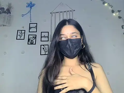 Snapshot of HOT_SNEHA4 chatting on May 13, 5:27 am HOT SNEHA4 online show from May 13, 5:27 am