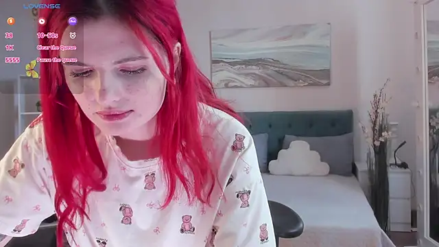Snapshot of kittylunaa chatting on April 14, 3:23 am kittylunaa online show from April 14, 3:23 am