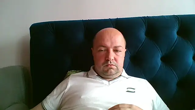 Snapshot of Luceriusbigass chatting on May 16, 7:05 am Luceriusbigass online show from May 16, 7:05 am