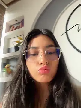 VioletRousee online show from June 19, 1:26 pm