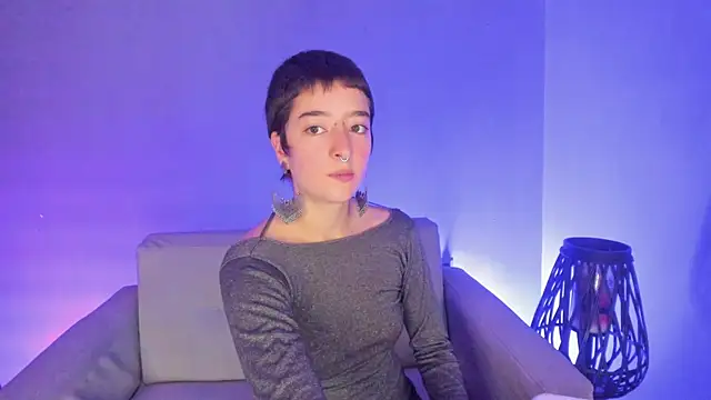 Snapshot of Atheena__ chatting on May 26, 12:56 pm Atheena online show from May 26, 12:56 pm