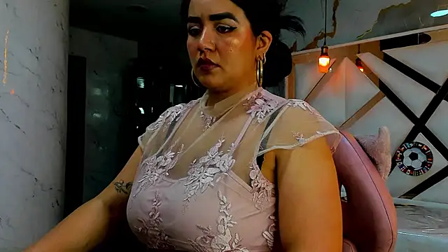 Snapshot of Sasha_tf chatting on July 16, 7:31 pm Sasha tf online show from July 16, 7:31 pm