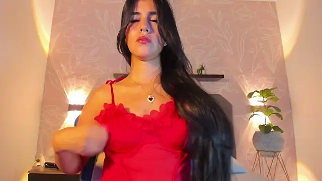 lunna celeste online show from April 30, 12:33 pm