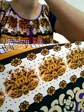 Snapshot of _RazaL_ chatting on July 11, 12:52 pm RazaL online show from July 11, 12:52 pm