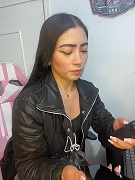 AMBERBUNNY  online show from May 2, 1:16 pm