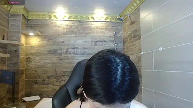 Snapshot of Sophie_Copers chatting on April 25, 7:22 pm Sophie Copers online show from April 25, 7:22 pm