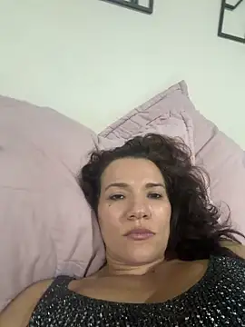 Snapshot of valery_fitt chatting on May 8, 1:22 am valery fitt online show from May 8, 1:22 am
