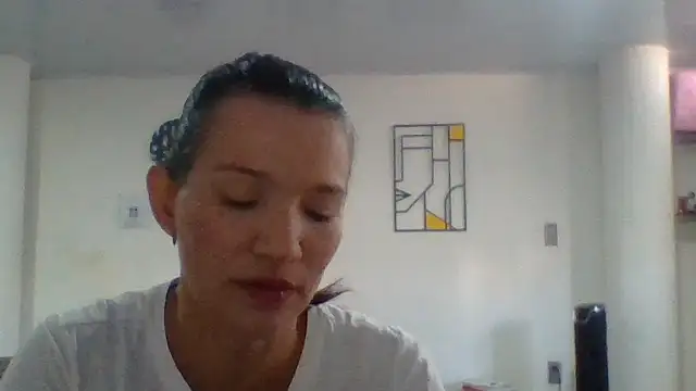 Snapshot of valery_fitt chatting on June 22, 9:23 pm valery fitt online show from June 22, 9:23 pm