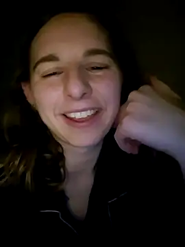 Snapshot of jade_Montoe chatting on May 1, 10:03 pm jade Montoe online show from May 1, 10:03 pm