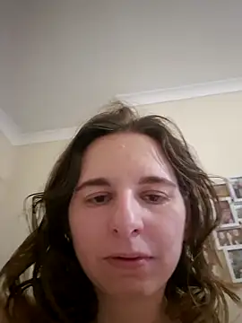 Snapshot of jade_Montoe chatting on May 4, 11:45 pm jade Montoe online show from May 4, 11:45 pm