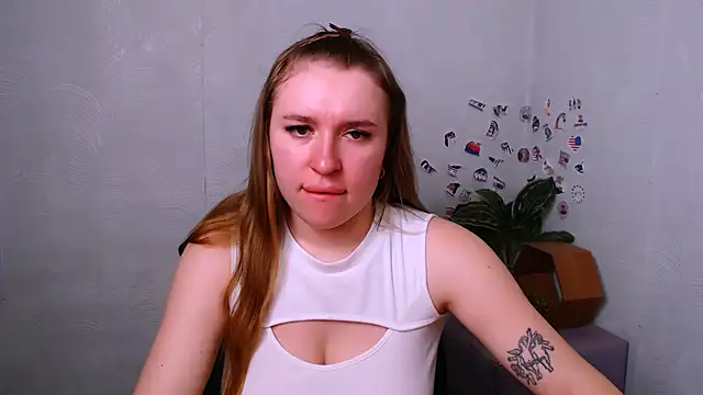 Snapshot of KassiaRayne_ chatting on April 24, 3:42 am KassiaRayne online show from April 24, 3:42 am