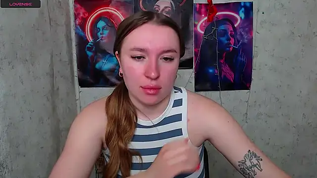Snapshot of KassiaRayne_ chatting on May 1, 6:07 am KassiaRayne online show from May 1, 6:07 am
