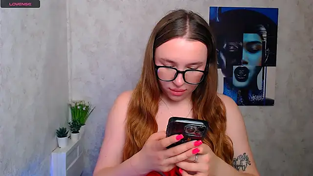 Snapshot of KassiaRayne_ chatting on May 18, 6:30 am KassiaRayne online show from May 18, 6:30 am