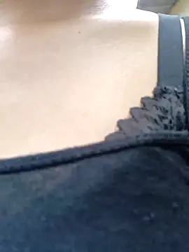 mia0033 online show from April 9, 3:06 am