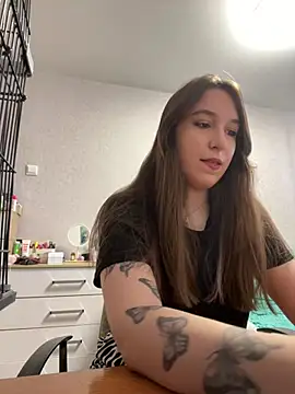 RiannaBrown online show from April 24, 3:20 am
