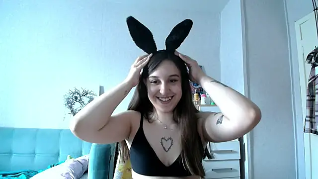 RiannaBrown online show from May 25, 3:12 am