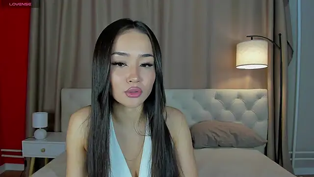 Snapshot of Riddle_Lay chatting on May 28, 9:28 am Riddle Lay online show from May 28, 9:28 am